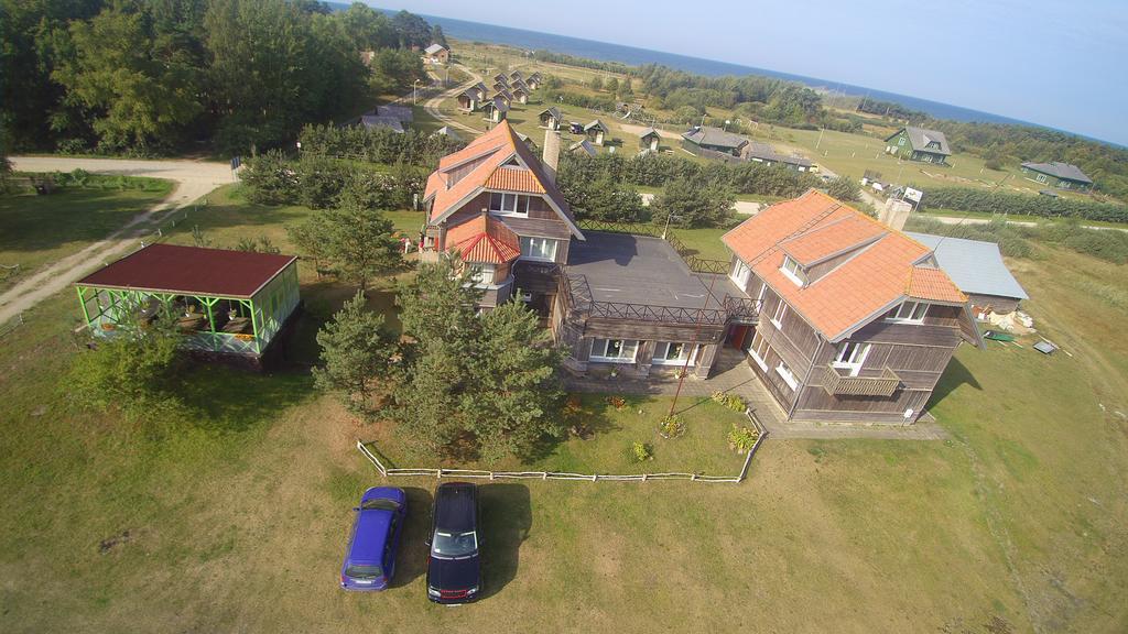 Viesu Nams Un Kempings Papes Cakstes Exteriér fotografie